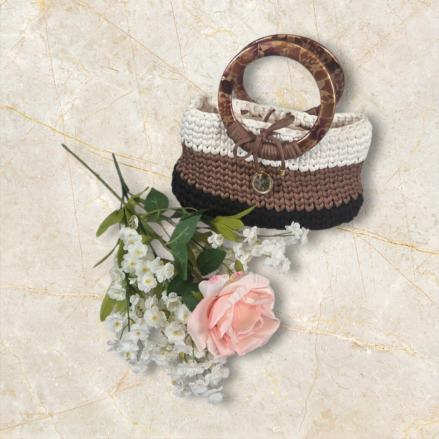 Stunning handcrafted bag made of premium yarn